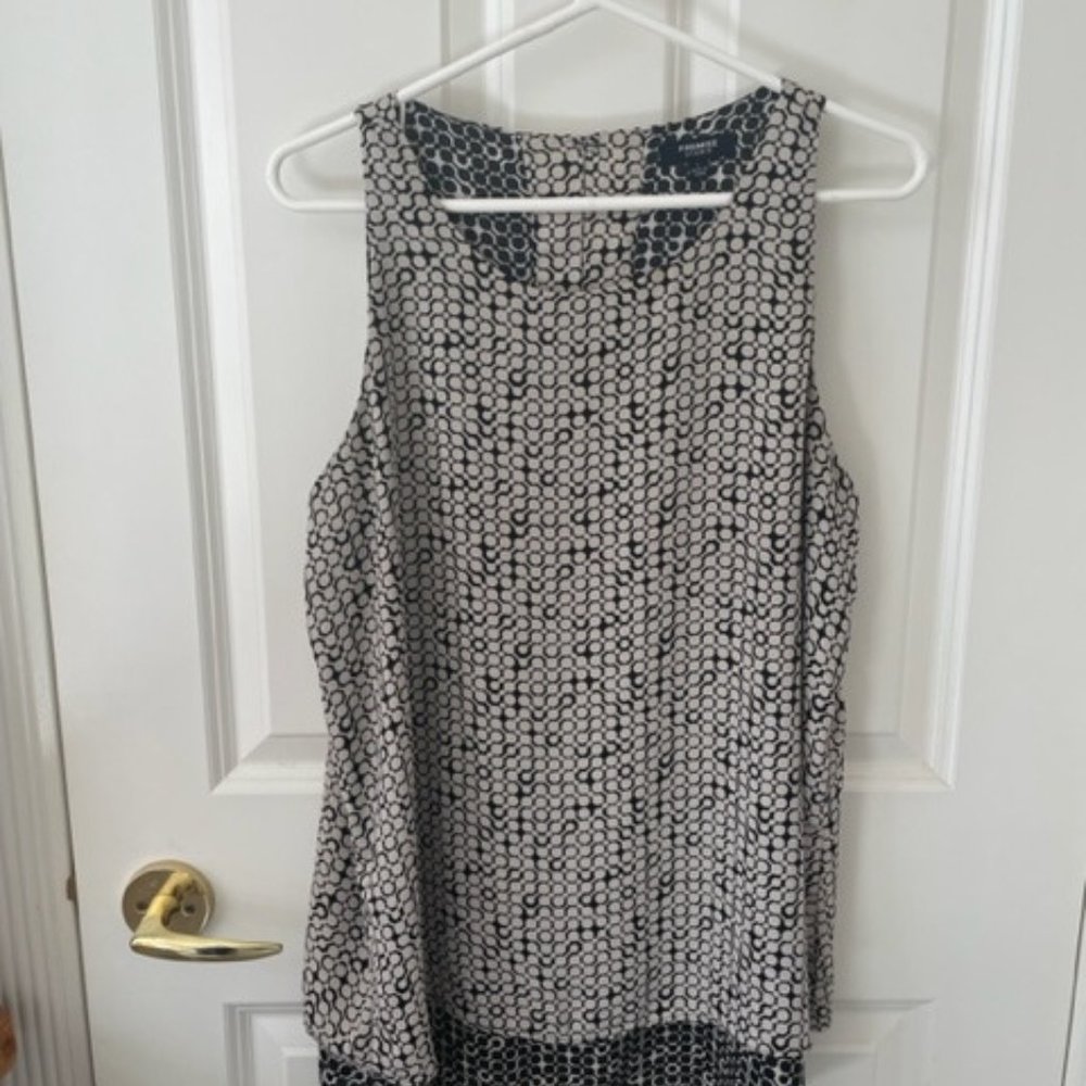 Premise Studio Sleeveless Top Size L